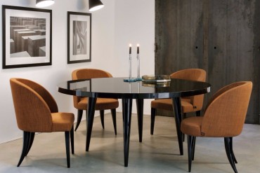 How to Choose the Perfect Dining Table for Luxury Dining Rooms | www.bocadolobo.com #diningtables #moderndiningtables #diningroom #thediningroom #diningarea #diningareadesign #roomdesign #interiordesign #gold #interiordesigners #famousbrands #luxurybrands @moderndiningtables