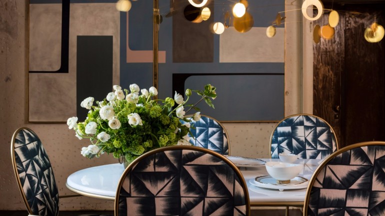 The Dining Chairs You Need To See From Rossana Orlandi's Room Design | www.bocadolobo.com #moderndiningtables #diningroom #thediningroom #diningarea #interiordesign #diningchairs #roomdesign #exclusivedesign #tables #chairs @moderndiningtables