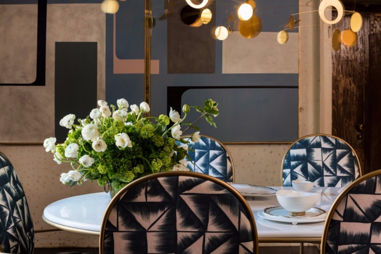The Dining Chairs You Need To See From Rossana Orlandi's Room Design | www.bocadolobo.com #moderndiningtables #diningroom #thediningroom #diningarea #interiordesign #diningchairs #roomdesign #exclusivedesign #tables #chairs @moderndiningtables