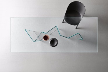 The New Glass Dining Tables by Tonelli Design’s New Collection | www.bocadolobo.com #diningtables #moderndiningtables #diningroom #thediningroom #diningarea #roomdesign #productdesign #creativedesign #exclusivedesign #interiordesign @moderndiningtables