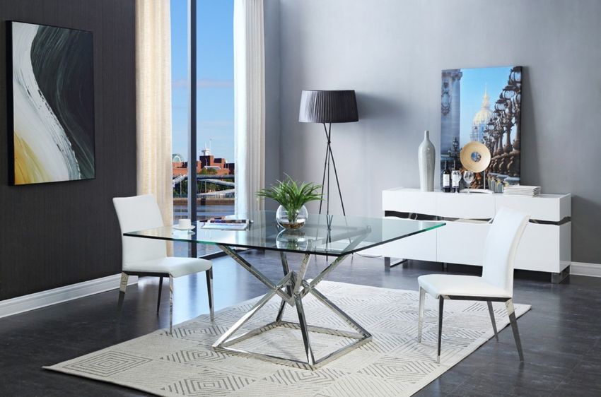 10 Most-Wanted Square Dining Tables