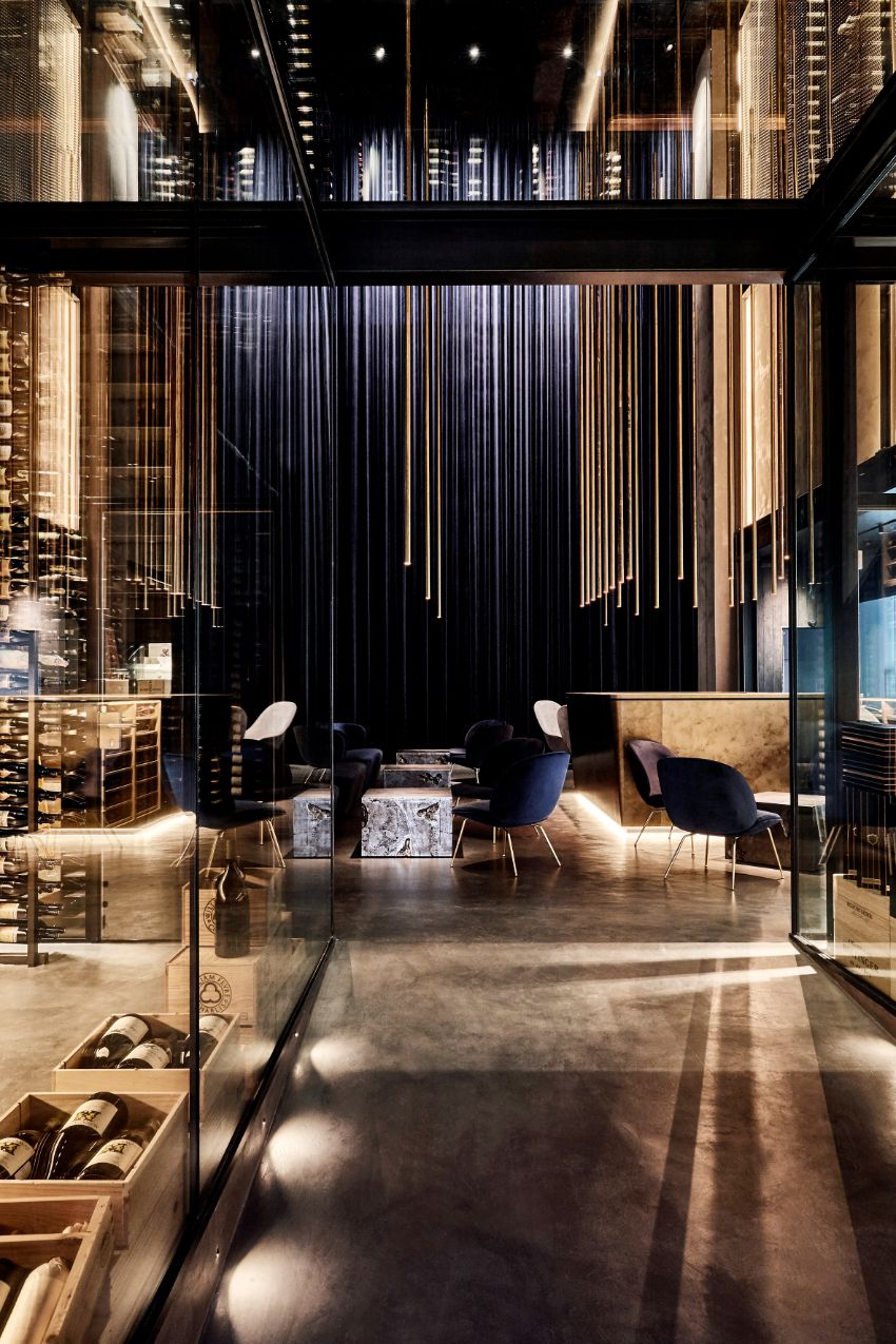 Alchemist: A Planetarium-Style High-End Restaurant