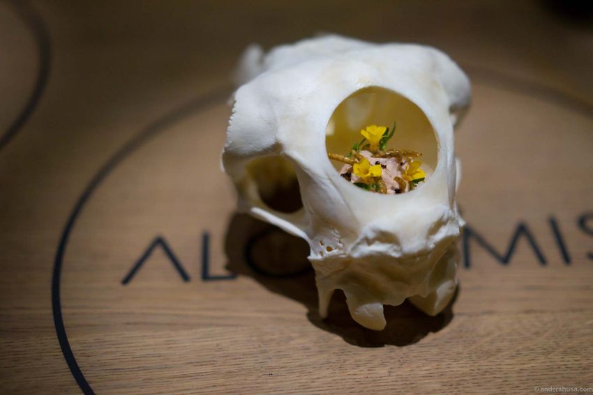 Alchemist: A Planetarium-Style High-End Restaurant
