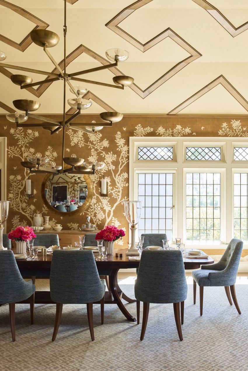 10 Modern Dining Rooms With A Floral Wallpaper