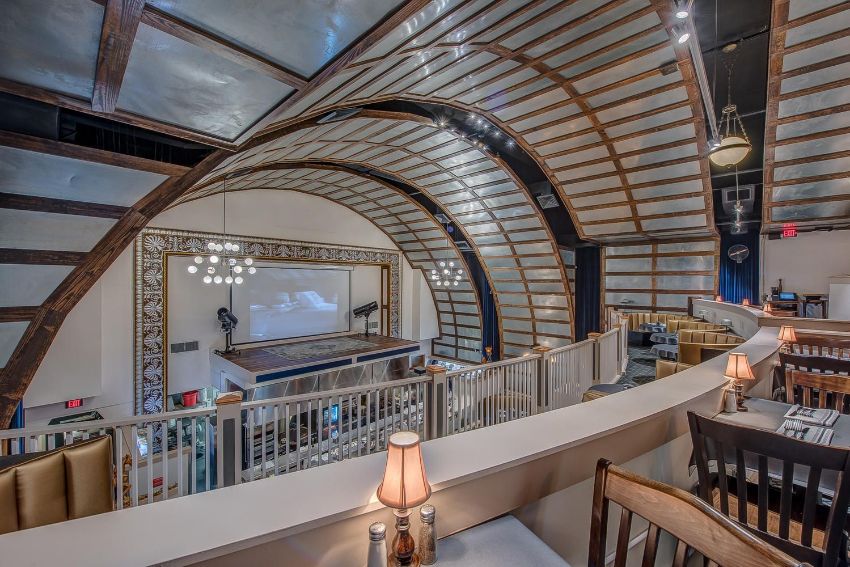 Modern Restaurants Set In Vintage Movie Theaters In United States
