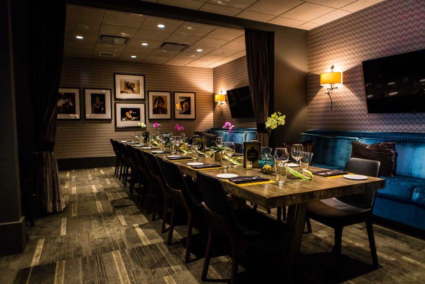 Modern Restaurants Set In Vintage Movie Theaters In United States
