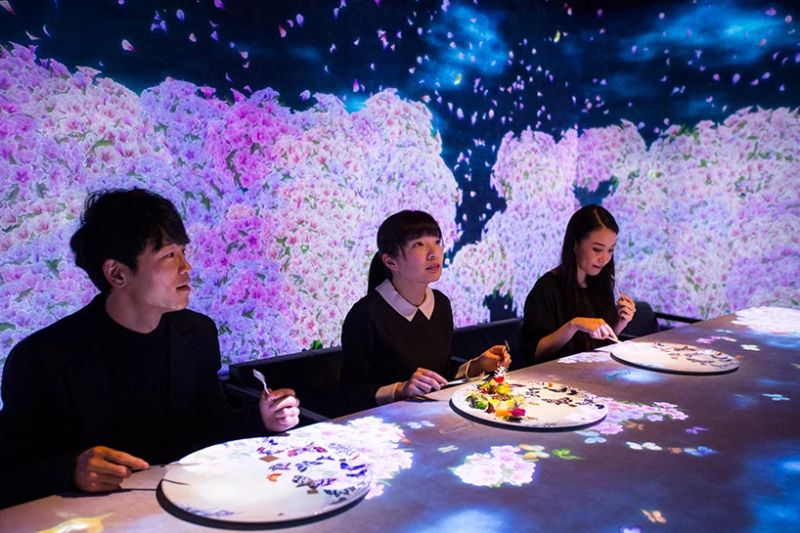 Welcome to Sagaya - An Interactive Restaurant In Tokyo by TeamLab