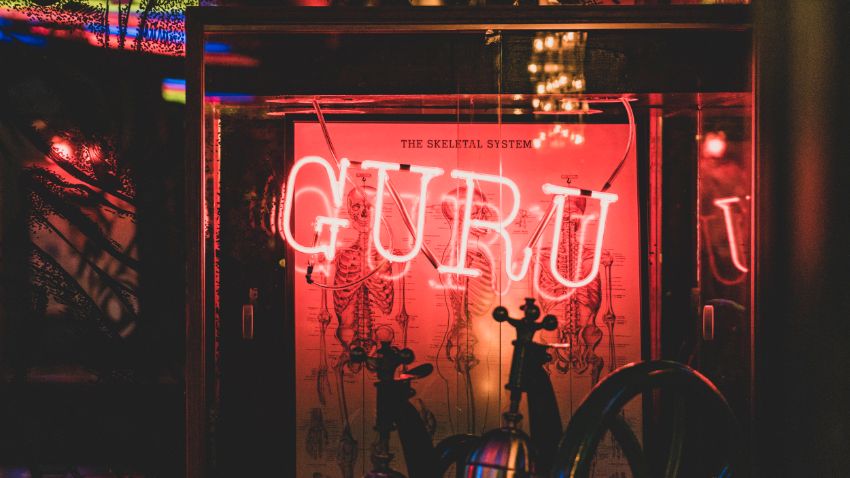 Welcome to Salmon Guru - The Best Cocktail Bar In Spain