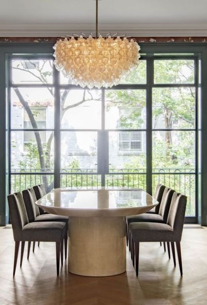 Exquisite Dining Rooms With A Modern Lighting Design