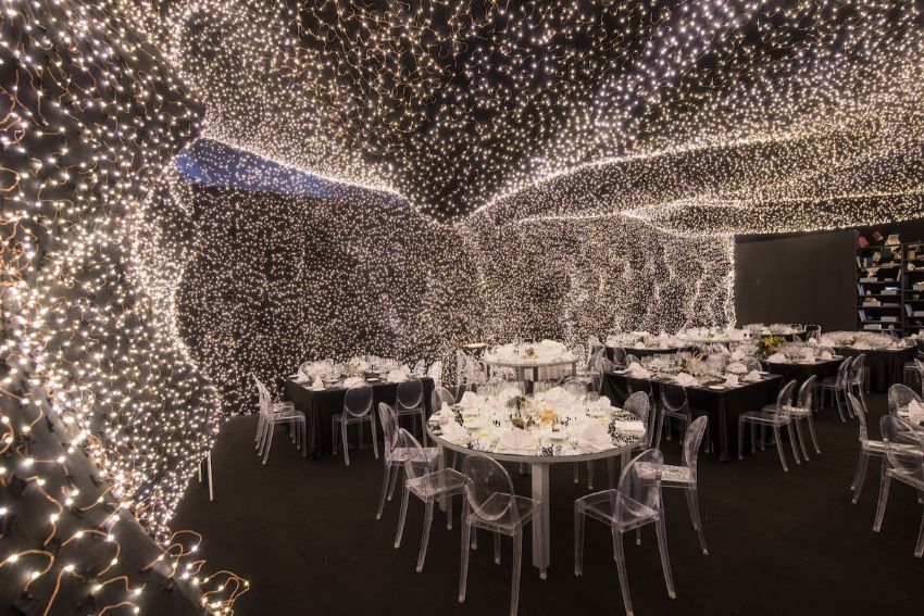 The Interstellar Restaurant - The Power Of Lighting Design