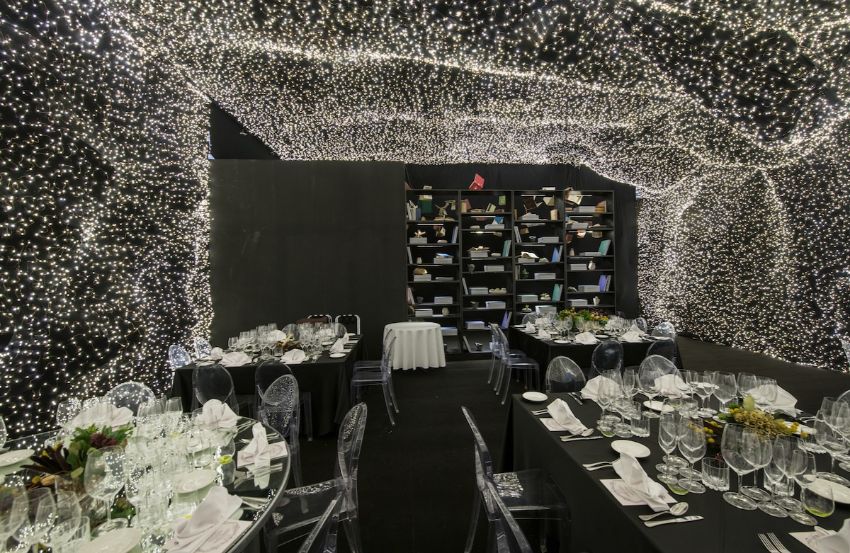 The Interstellar Restaurant - The Power Of Lighting Design