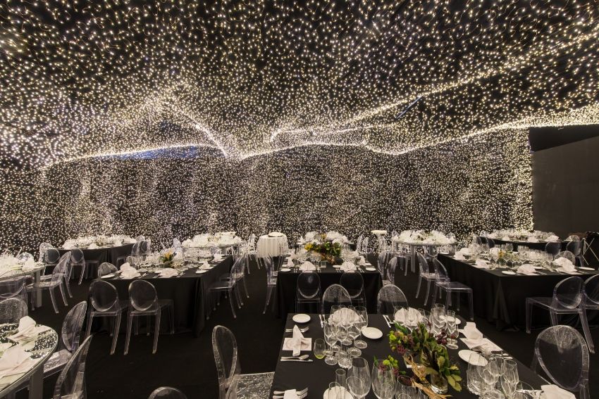 The Interstellar Restaurant - The Power Of Lighting Design
