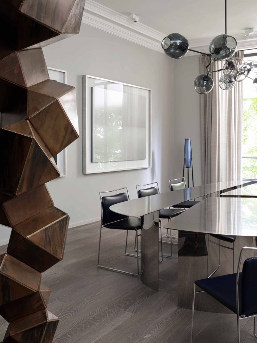 Striking Dining Rooms To Inspire You Designed by BISMUT & BISMUT