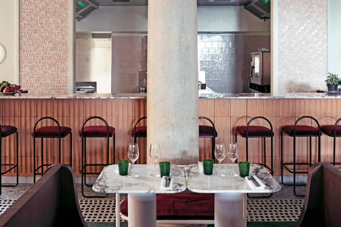 10 Astonishing Modern Dining Room Sets | Modern Dining Tables