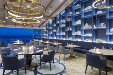 A Luxury Restaurant Where Sea Is The Star
