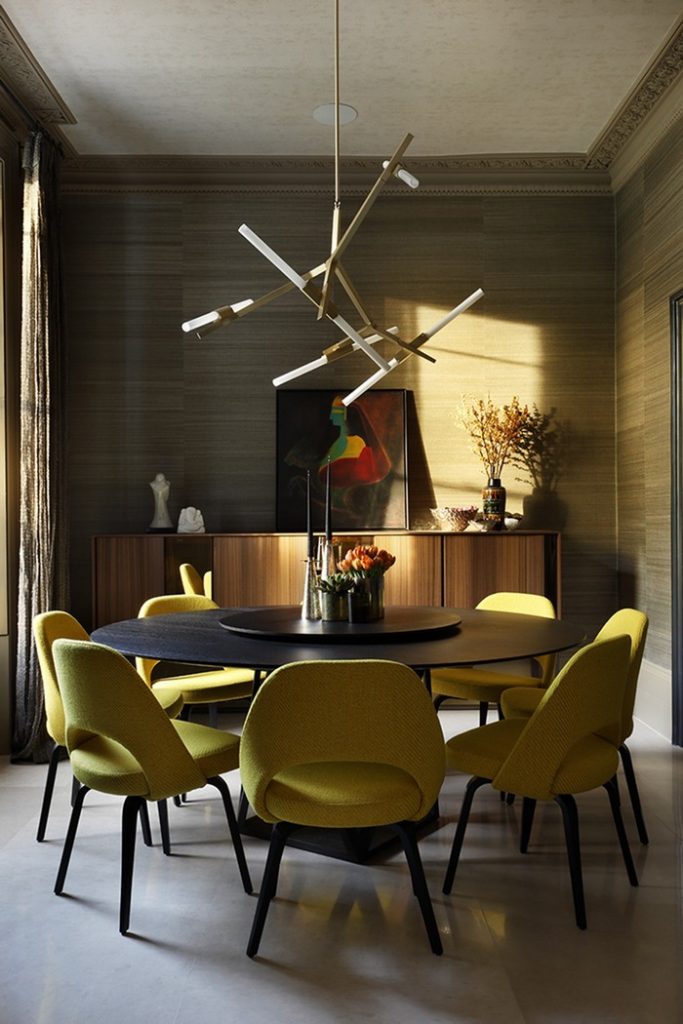 10 Round Dining Tables to Create a Cozy and Modern Decor